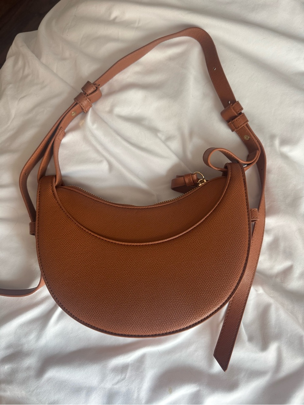Amazon Crescent Shoulder Bag in Cognac
